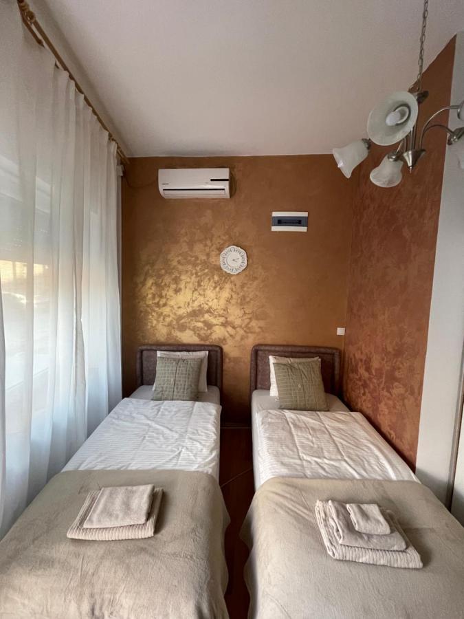 Apartman Studio Lusi 1 Суботиця Екстер'єр фото